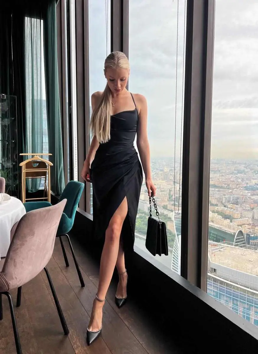 Afelni escort in Dubai