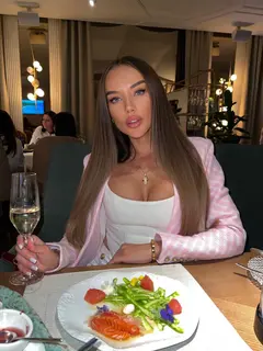 Anel escort in Dubai