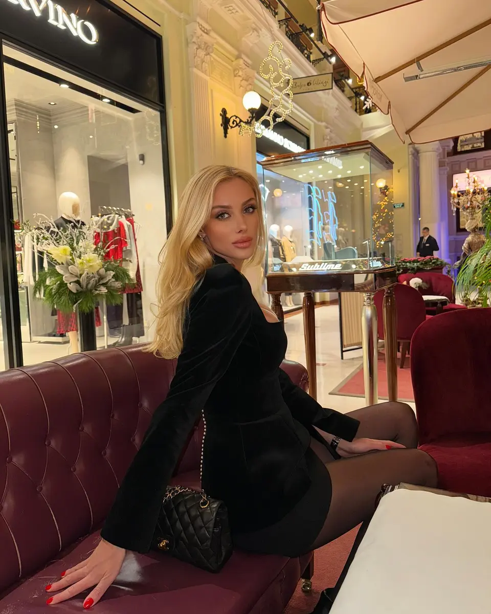 Angelina escort in Dubai