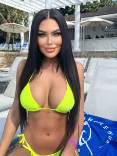 Binna escort in Dubai