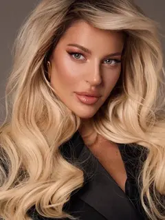 Clara escort in Dubai