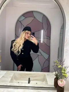 Clara escort in Dubai