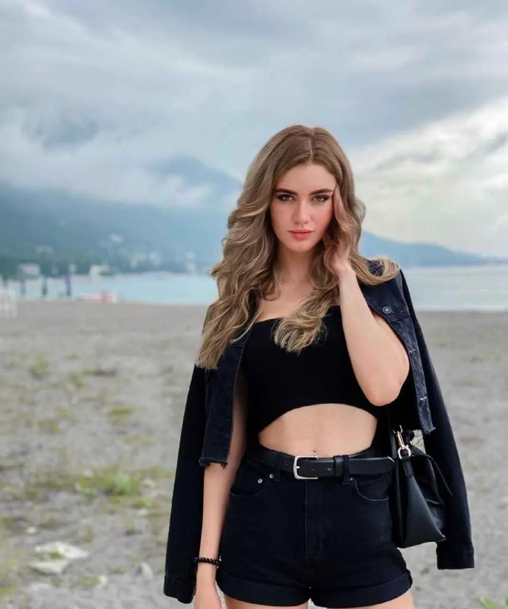 Dania escort in Dubai