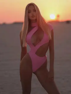 Dora escort in Dubai