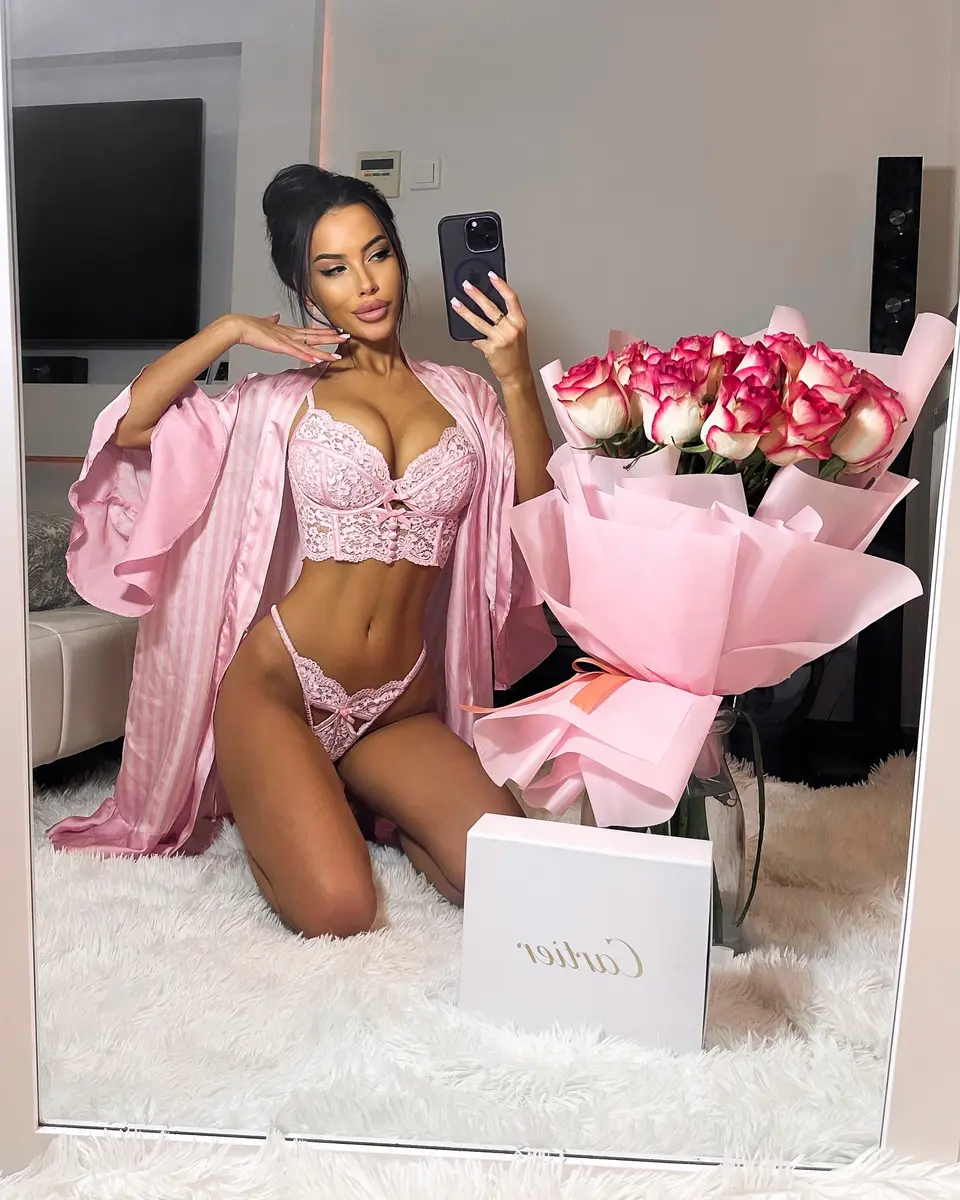 Giorgina escort in Dubai