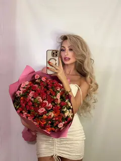 Iscorka escort in Dubai