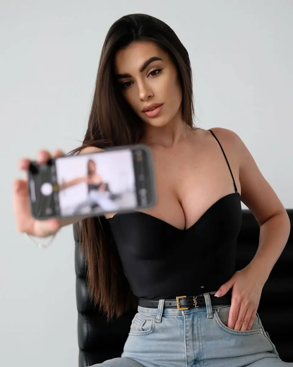 Josephine escort in Dubai