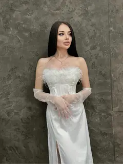 Lankira escort in Dubai