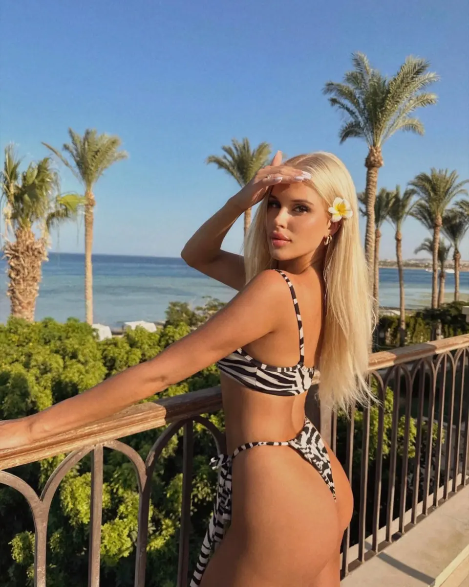 Lidania escort in Dubai