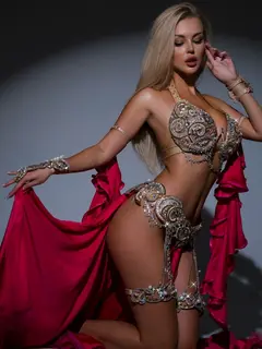 Namil escort in Dubai