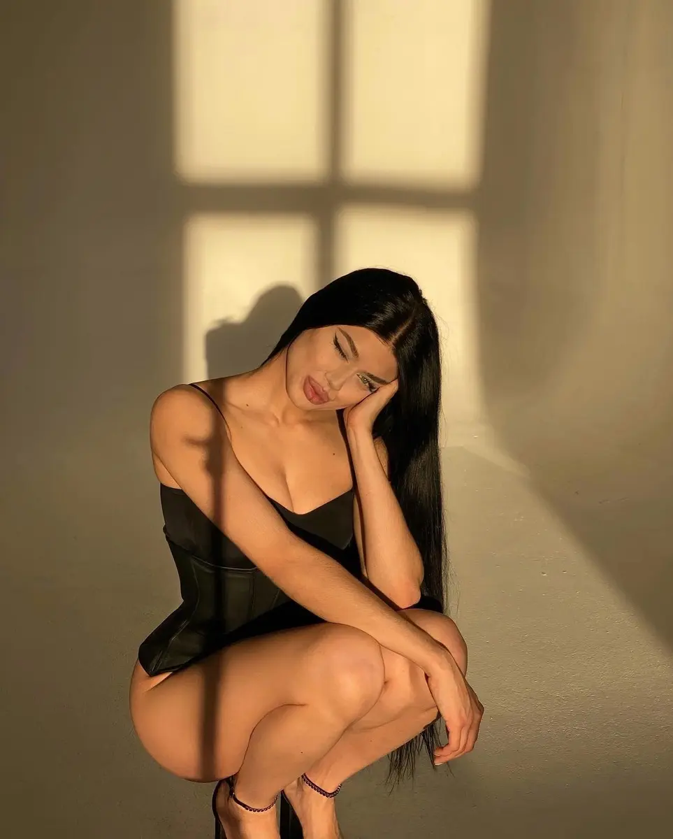 Nora escort in Dubai