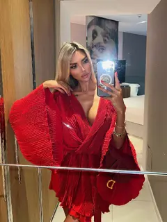 Regina escort in Dubai