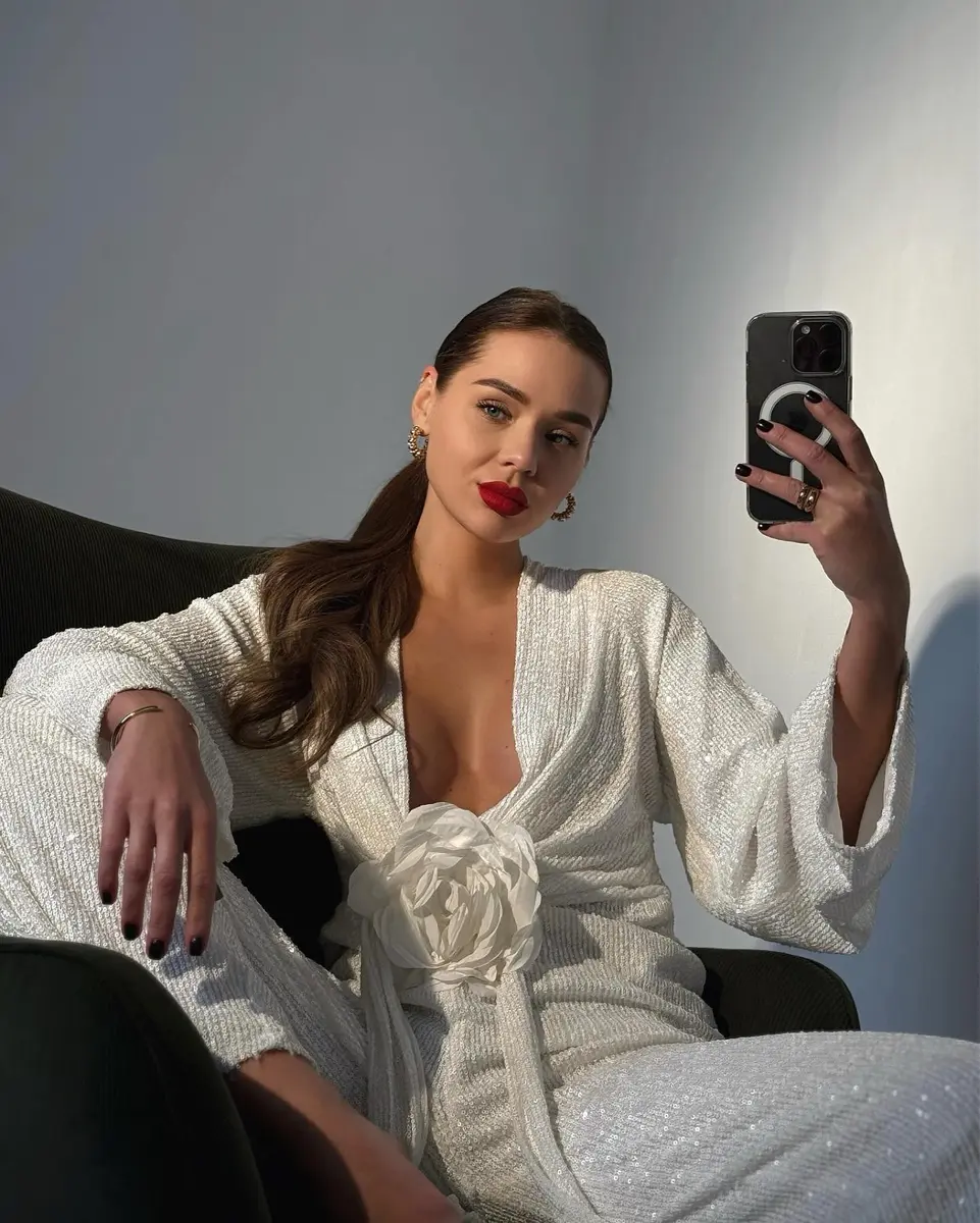 Safilla escort in Dubai