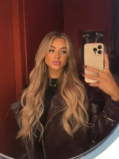 Valorin escort in Dubai