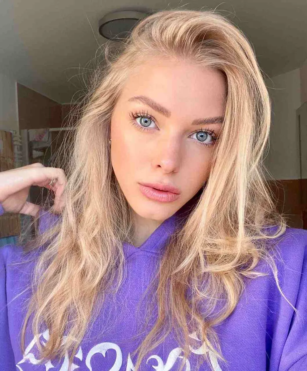 Velana escort in Dubai